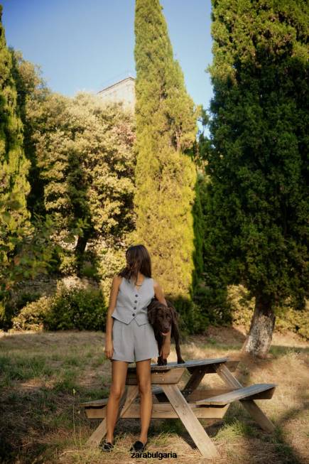 Zara облекло 66FT525 Жени плисирани шорти с висока талия сиво