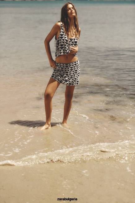 Zara облекло 66FT712 Жени мини пола с мъниста Черно бяла