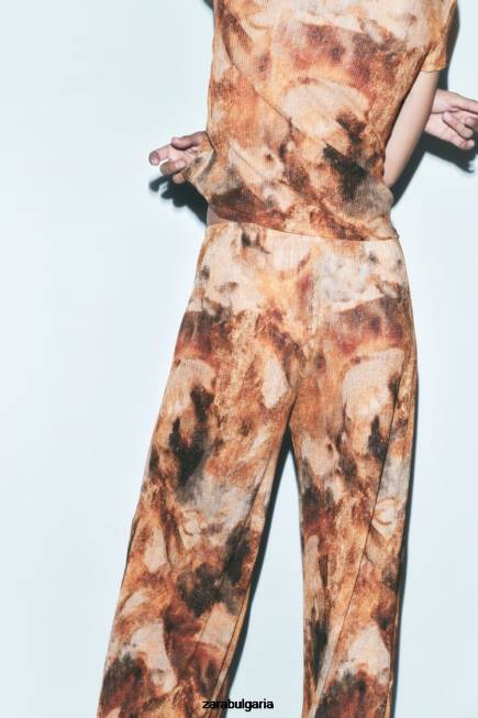 Zara облекло 66FT924 Жени щамповани панталони с плисета каки