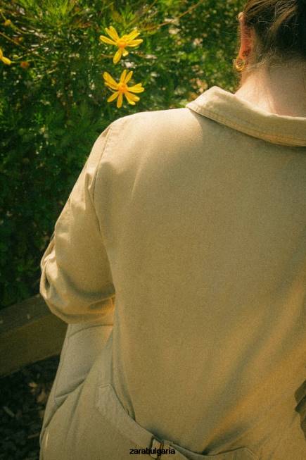 Zara облекло 66FT1820 Жени градински гащеризон с дълъг ръкав тъмно бежово