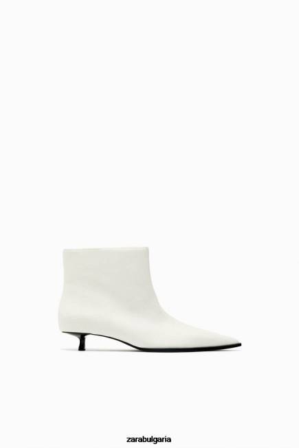 Zara обувки 66FT730 Жени ботуши с котешки ток бяло