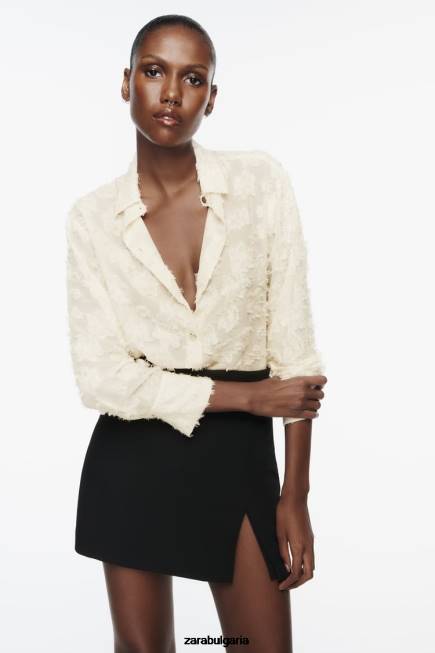 Zara облекло 66FT308 Жени структурирана риза на цветя екрю