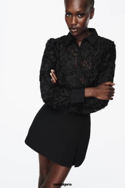 Zara облекло 66FT340 Жени изрязана риза с текстурирани цветя черен