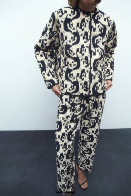 Zara облекло 66FT107 Жени пухено яке с животински принт екрю/черно