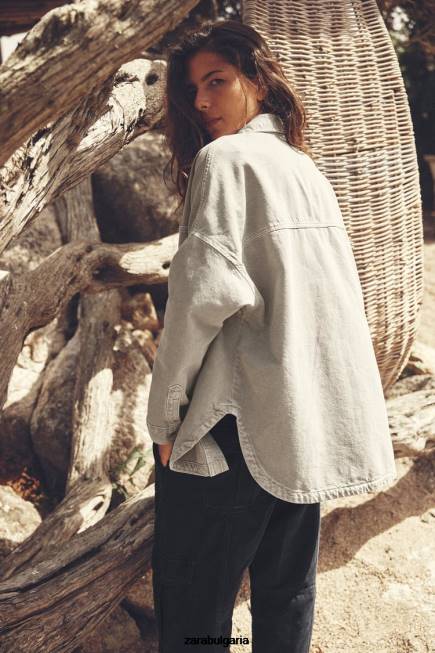 Zara облекло 66FT59 Жени голям тениска с джобове средно каки