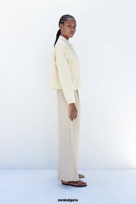 Zara облекло 66FT98 Жени памучна тениска със златни копчета екрю