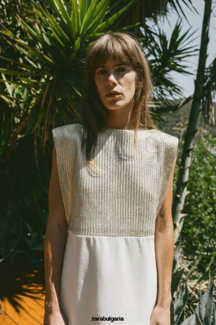 Zara облекло 66FT252 Жени контрастираща жилетка от фолио екрю