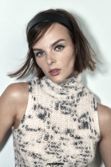 Zara облекло 66FT261 Жени топ от смесено плетиво с парагади само един