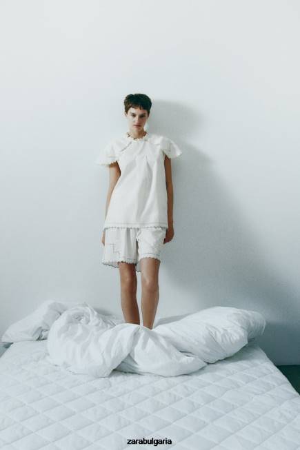 Zara облекло 66FT828 Жени контрастна бродирана горна част бяло