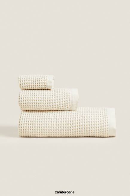 Zara аксесоари 66FT1721 унисекс памучна кърпа с вафлена текстура светло бежово