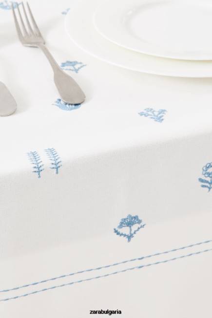 Zara аксесоари 66FT1676 унисекс покривка за маса с бродирани цветя син