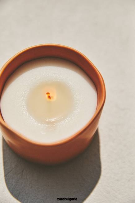 Zara аксесоари 66FT1757 унисекс (150 гр.) ароматна свещ на цвят оранжево