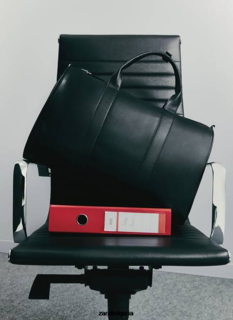 Zara аксесоари 66FT1349 мъже чанта от мека кожа черен