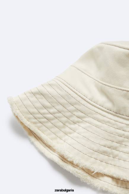 Zara аксесоари 66FT1445 мъже шапка с горни шевове екрю